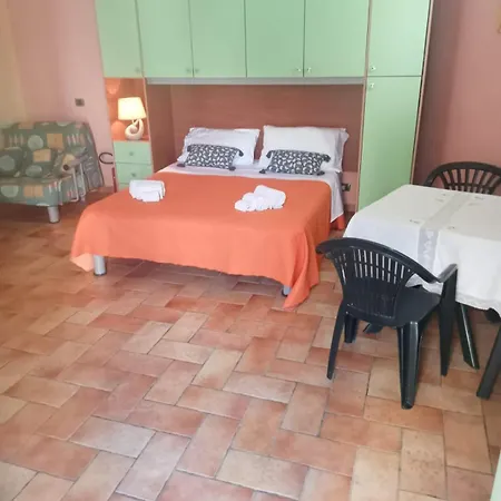 Casa Del Dottore Чефалу