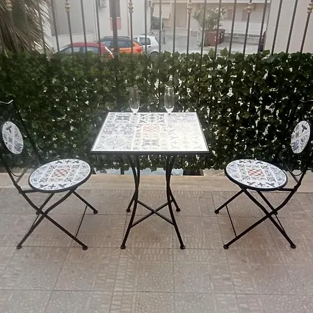 Lägenhetshotell Casa Del Dottore Cefalù