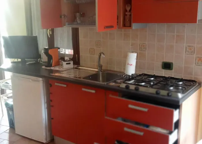 アパートホテル Casa Del Dottore チェファル